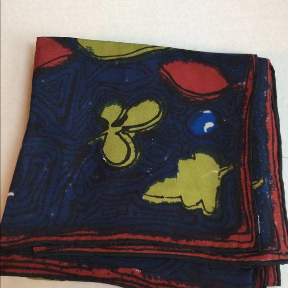 Like New! VINTAGE VERA SILK MULTI COLORED HANDROLLED SCARF - Picture 1 of 5